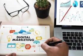 Chủ doanh nghiệp, cá nhân kinh doanh có nên tự học Digital Marketing?